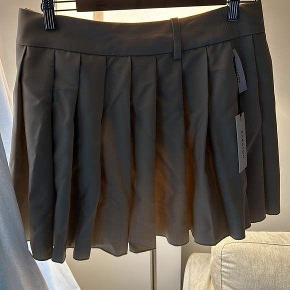 Babaton Dormer Skirt - Picture 2 of 7